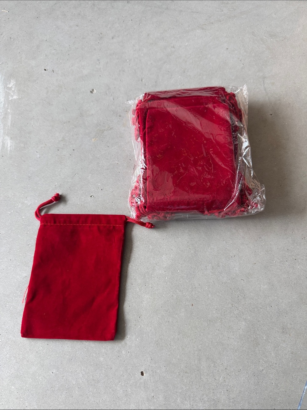 Red Velvet Drawstring Mini Pouch Bag for Jewelry